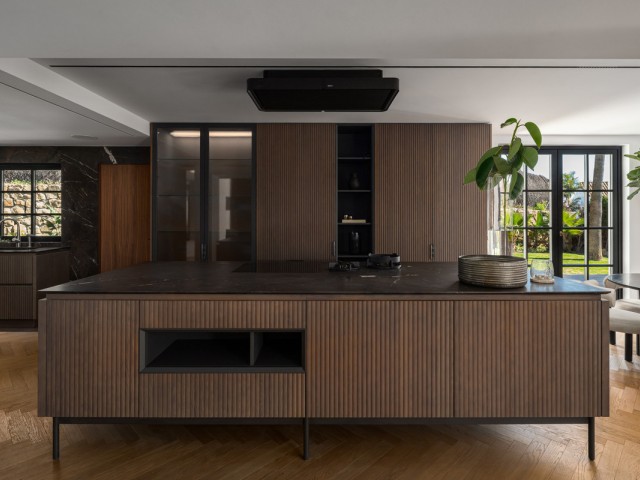 4 Schlafzimmer Villa in Nueva Andalucía