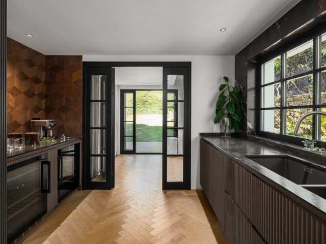 4 Schlafzimmer Villa in Nueva Andalucía