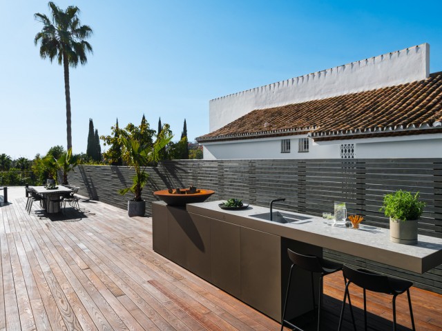 4 Makuuhuoneen Huvila Nueva Andalucía