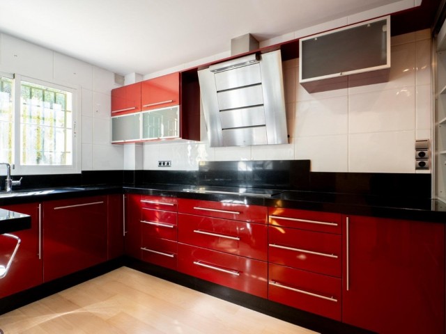 4 Makuuhuoneen Rivitalo Los Pacos