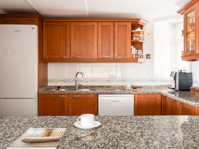 Maison mitoyenne avec 5 Chambres  à Benalmadena Costa