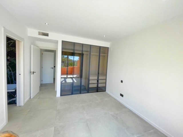 3 Bedrooms Townhouse in El Paraiso