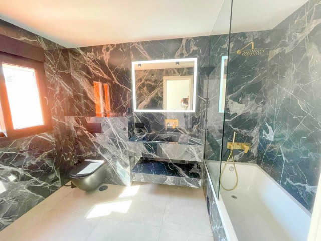 3 Bedrooms Townhouse in El Paraiso