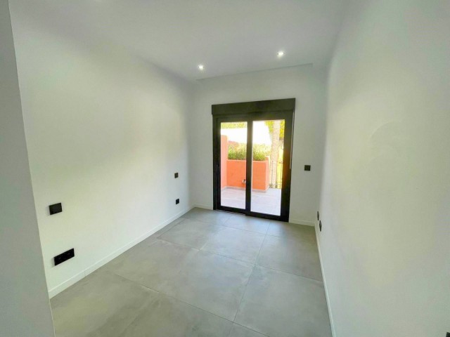 3 Bedrooms Townhouse in El Paraiso