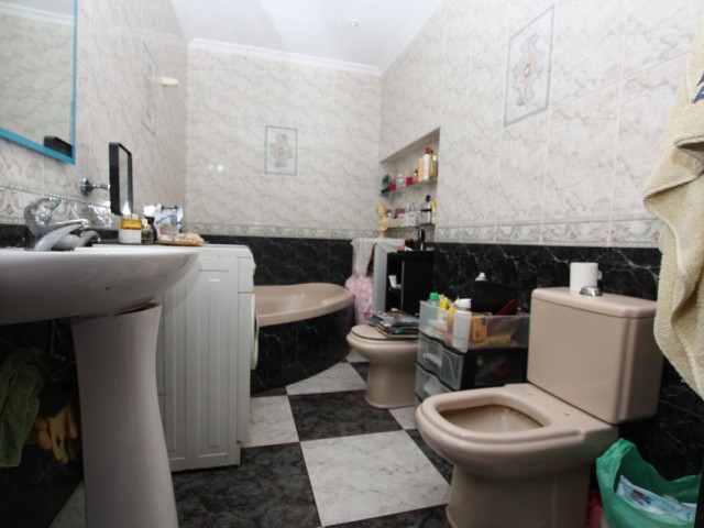 6 Makuuhuoneen Rivitalo Marbella