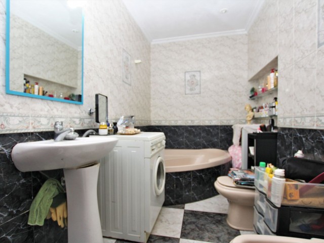 6 Makuuhuoneen Rivitalo Marbella