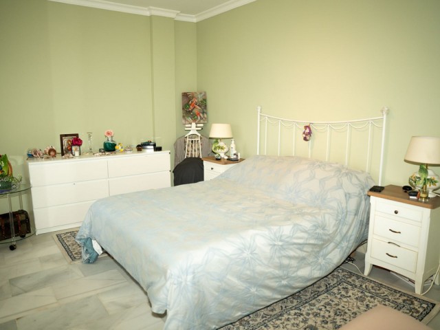 4 Bedrooms Villa in Elviria