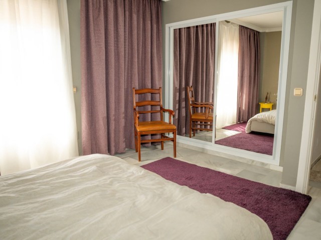 4 Bedrooms Villa in Elviria