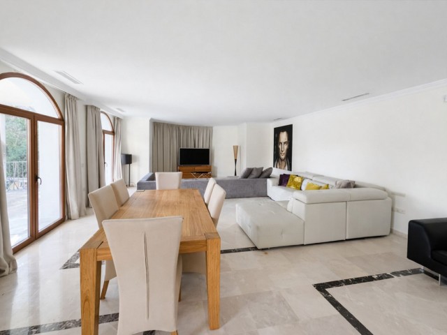 7 Makuuhuoneen Huvila Benahavís