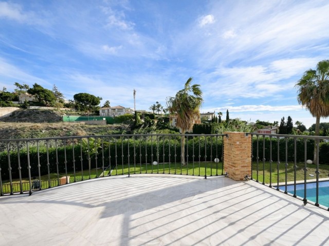 7 Makuuhuoneen Huvila Benahavís