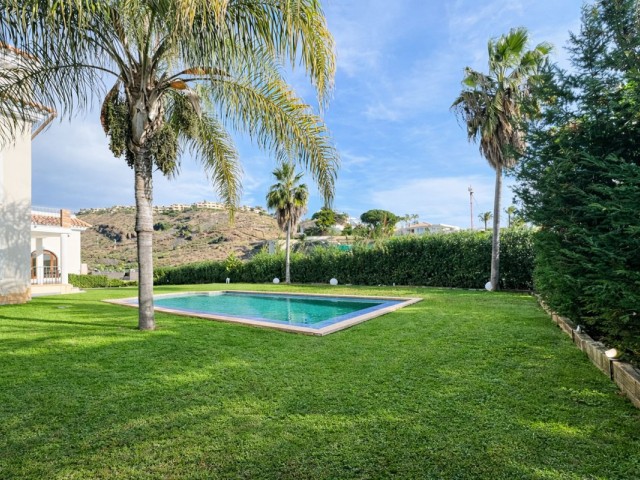 7 Makuuhuoneen Huvila Benahavís