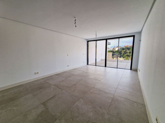2 Bedrooms Apartment in Artola