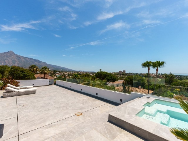4 Schlafzimmer Villa in Marbella
