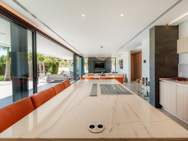 4 Schlafzimmer Villa in Marbella