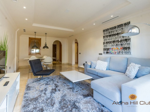 2 Schlafzimmer Apartment in Nueva Andalucía