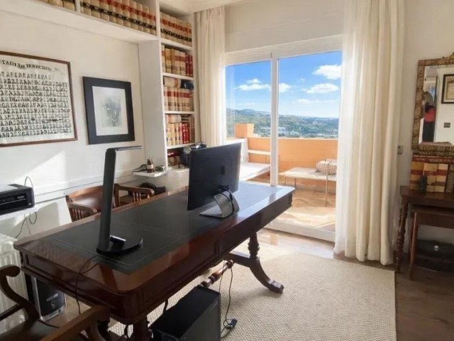 4 Bedrooms Villa in Málaga