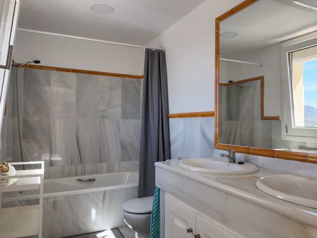 3 Slaapkamer Rijtjeshuis in La Heredia