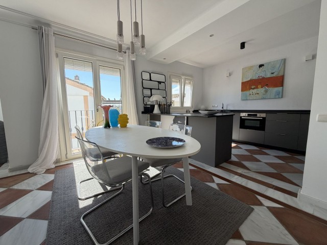 Maison mitoyenne, La Heredia, R5343562