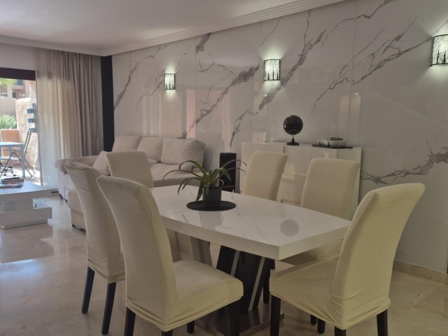 Apartamento con 2 Dormitorios  en Los Flamingos