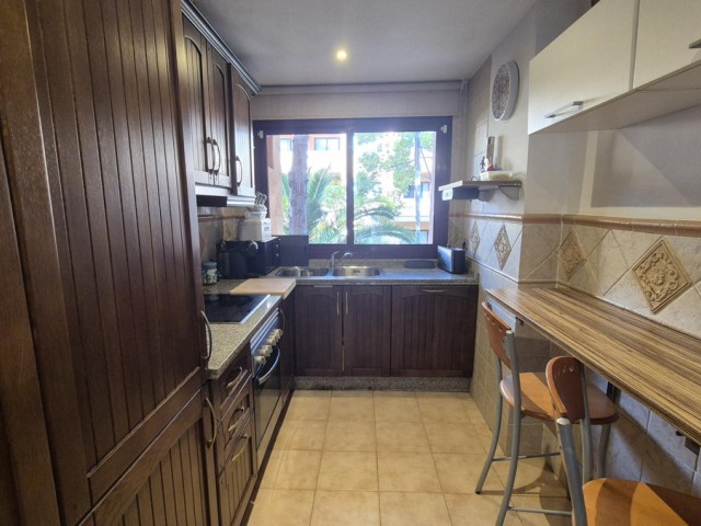 Apartamento con 2 Dormitorios  en Los Flamingos