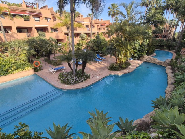 Huoneisto, Los Flamingos, R5343865