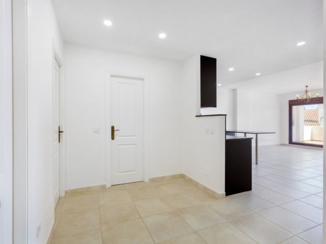 3 Schlafzimmer Apartment in Nueva Andalucía