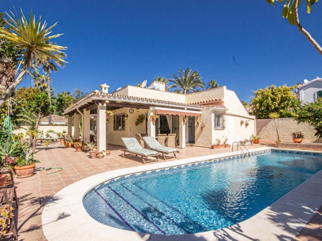 Villa, Marbesa, R5346010