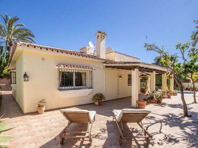 3 Makuuhuoneen Huvila Marbesa