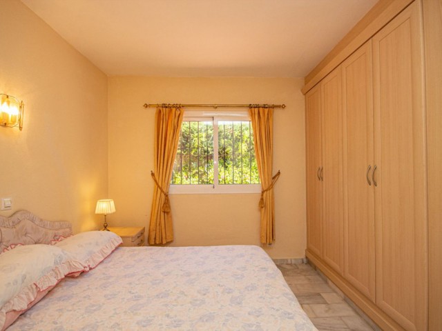 3 Makuuhuoneen Huvila Marbesa