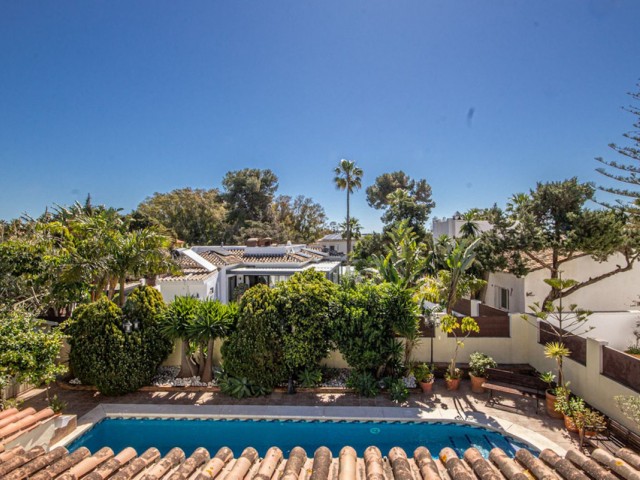 3 Makuuhuoneen Huvila Marbesa