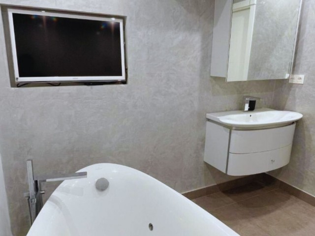 2 Slaapkamer Appartement in Aloha