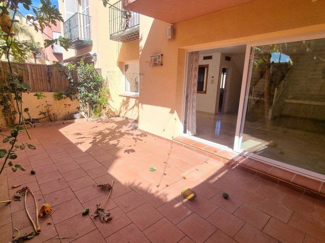 3 Slaapkamer Rijtjeshuis in Nueva Andalucía
