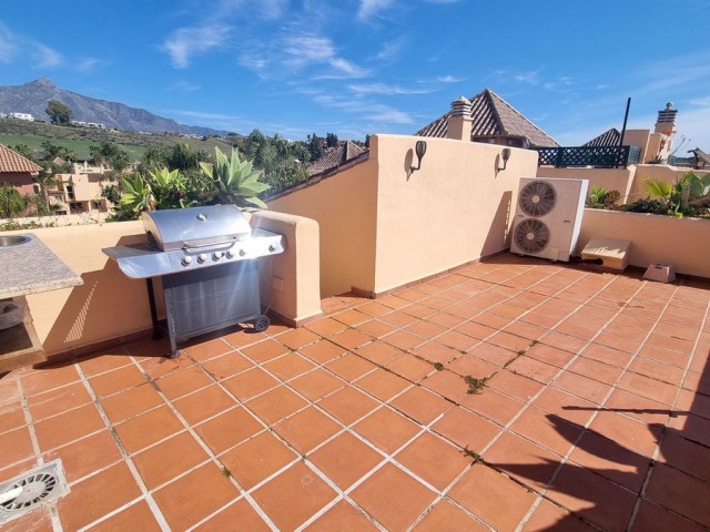 3 Slaapkamer Rijtjeshuis in Nueva Andalucía