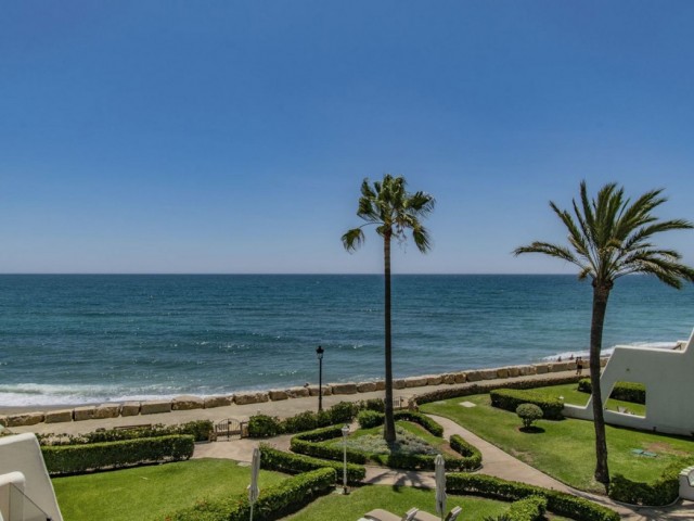 4 Soveroms Rekkehus i Puerto Banús