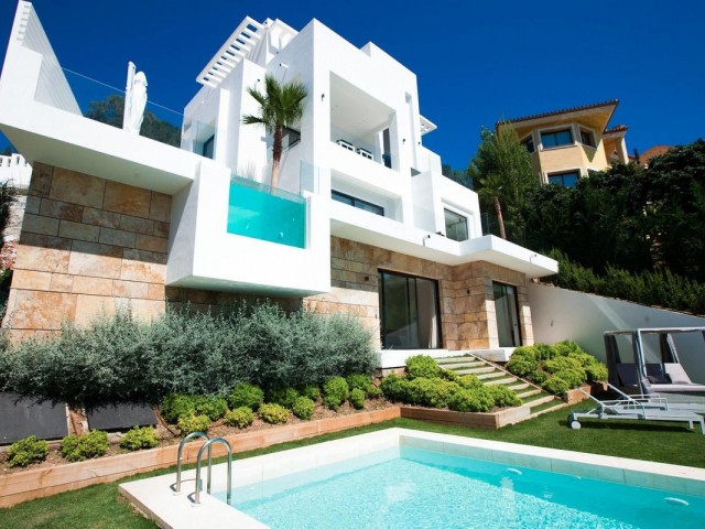 6 Bedrooms Villa in El Rosario