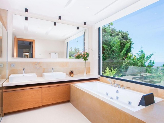 6 Bedrooms Villa in El Rosario