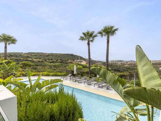 2 Bedrooms Apartment in Casares