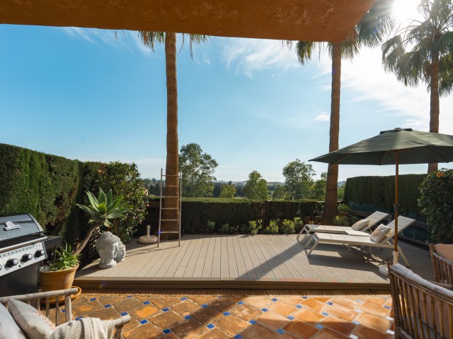 Rivitalo, Nueva Andalucia