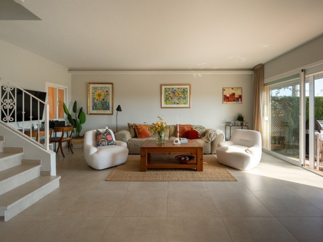 4 Makuuhuoneen Rivitalo Nueva Andalucía