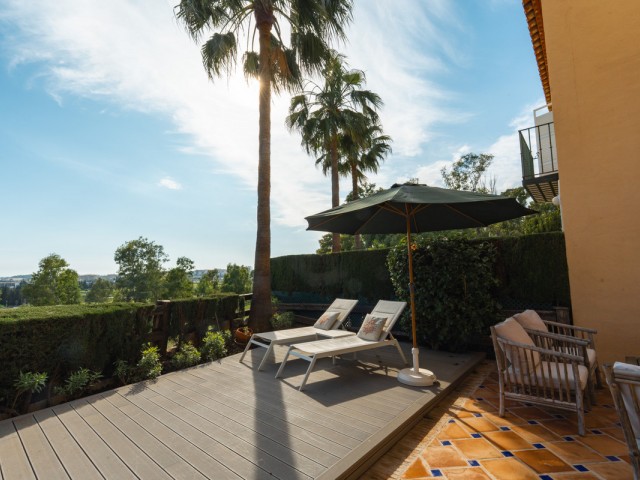 4 Makuuhuoneen Rivitalo Nueva Andalucía