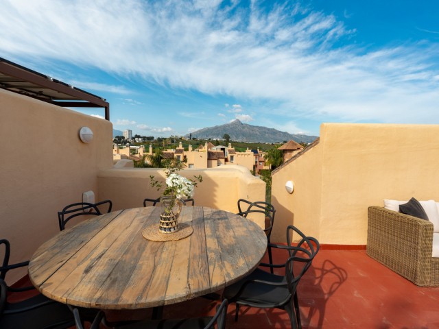 4 Makuuhuoneen Rivitalo Nueva Andalucía