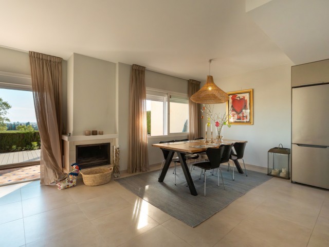 4 Makuuhuoneen Rivitalo Nueva Andalucía