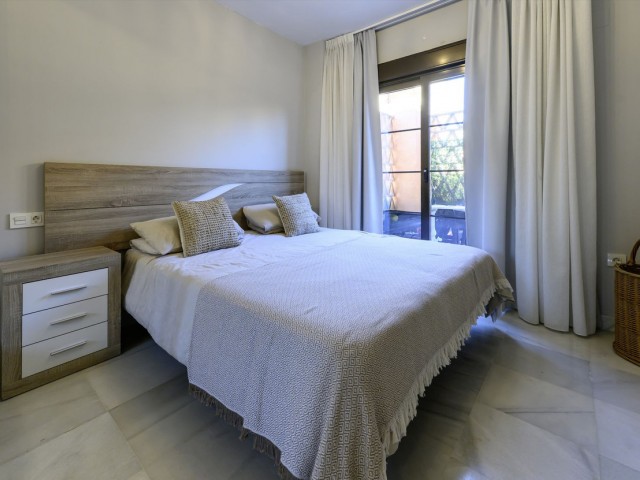 Appartement avec 3 Chambres  à Estepona