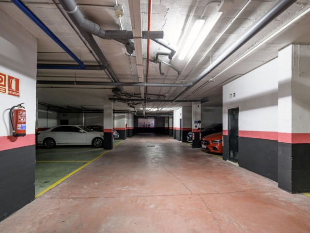 Appartement avec 3 Chambres  à Estepona