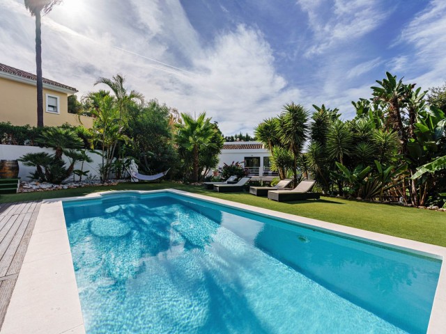 Villa avec 5 Chambres  à Marbella