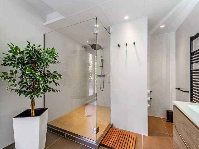 Villa avec 5 Chambres  à Marbella