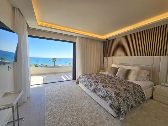 4 Makuuhuoneen Rivitalo New Golden Mile