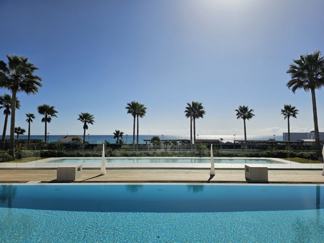 4 Makuuhuoneen Rivitalo New Golden Mile