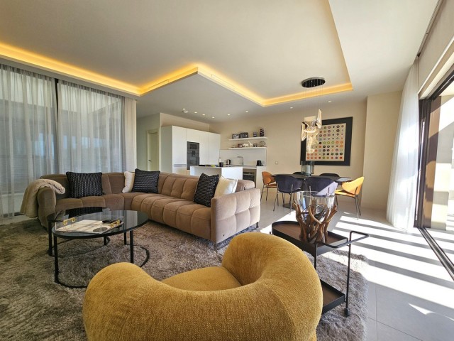 4 Makuuhuoneen Rivitalo New Golden Mile