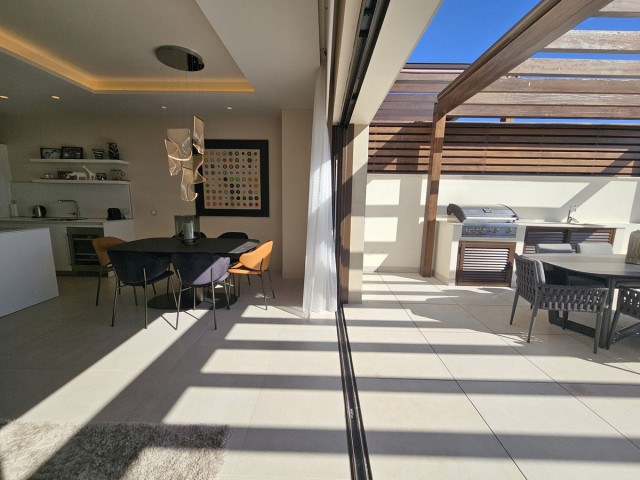 4 Makuuhuoneen Rivitalo New Golden Mile